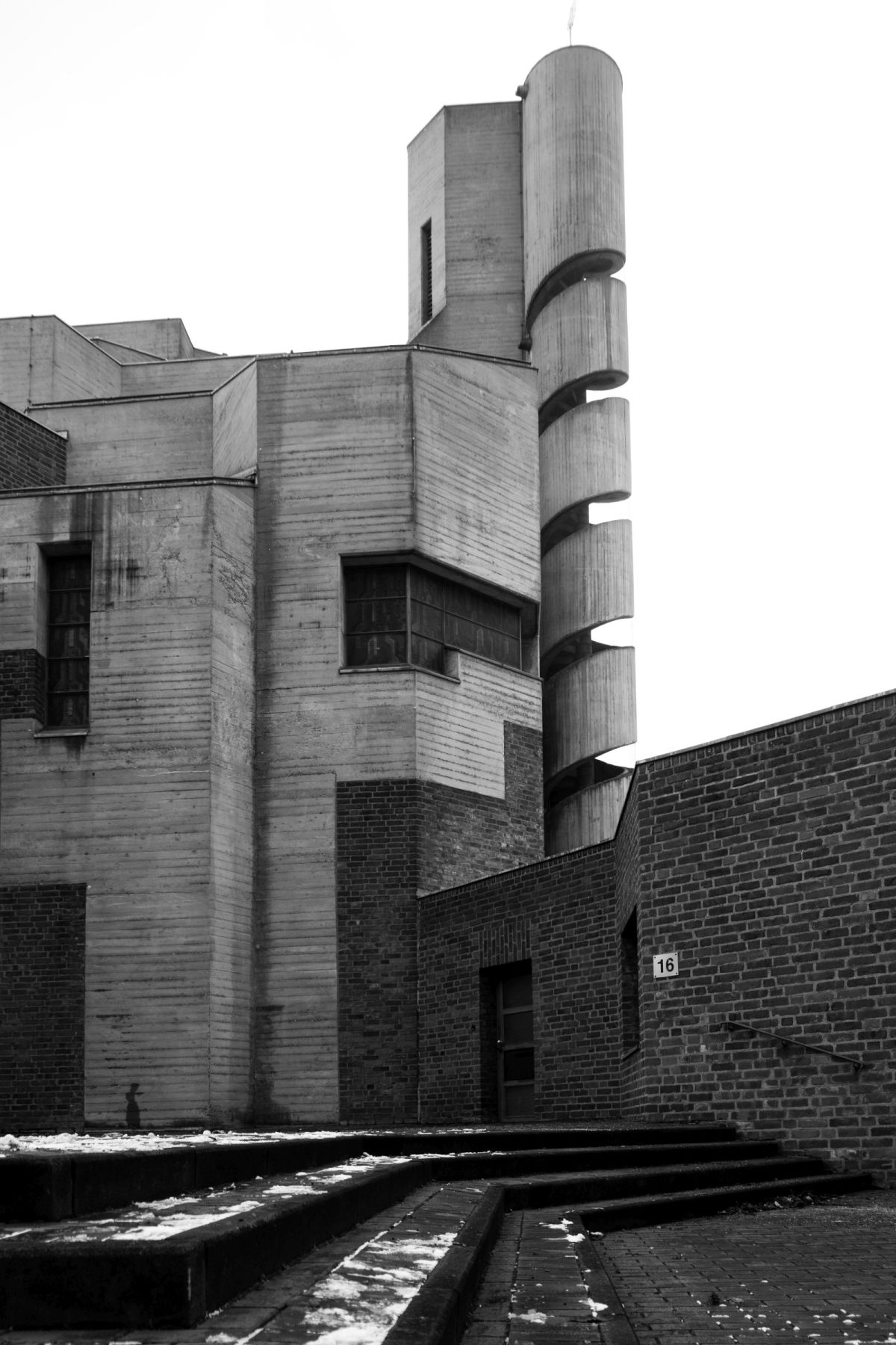 Church of the Resurrection, Cologne-Lindenthal